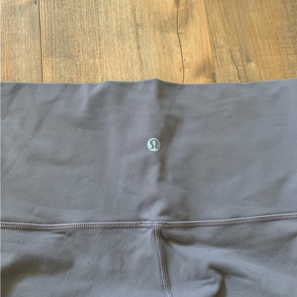 Lululemon winder under leggings in size 12 - Picture 5 of 6